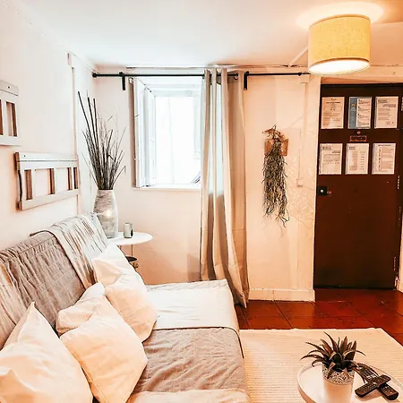 Typical By Gt House Lisbon